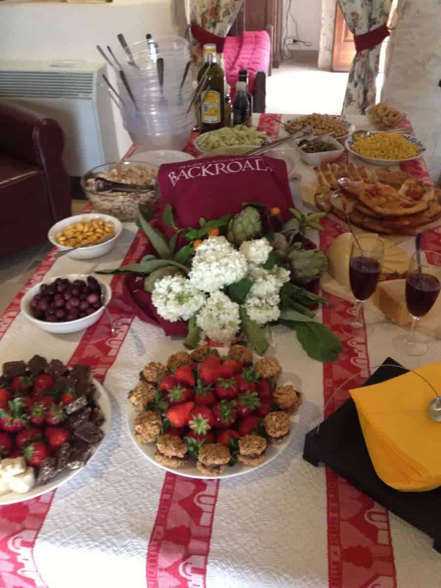 Backroads picnic in Puglia, Italy