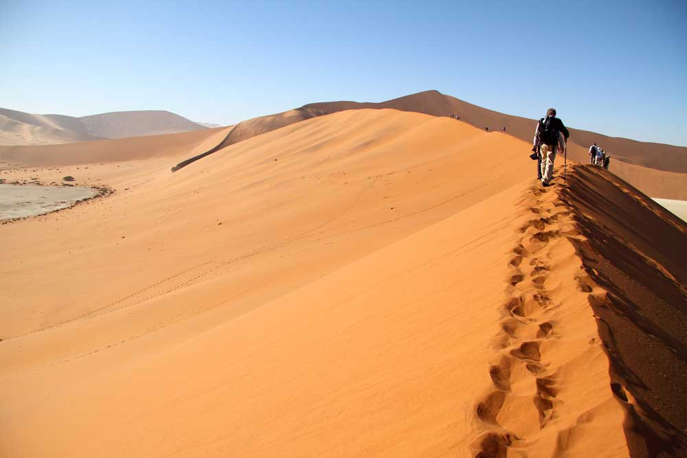 Walking on Dunes