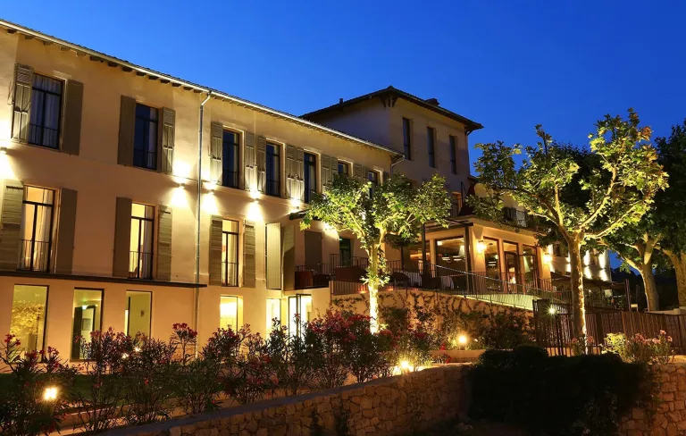 Exterior view of Les Lodges