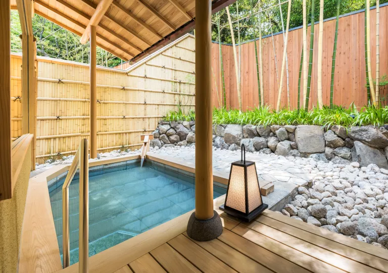 outdoor hot tub