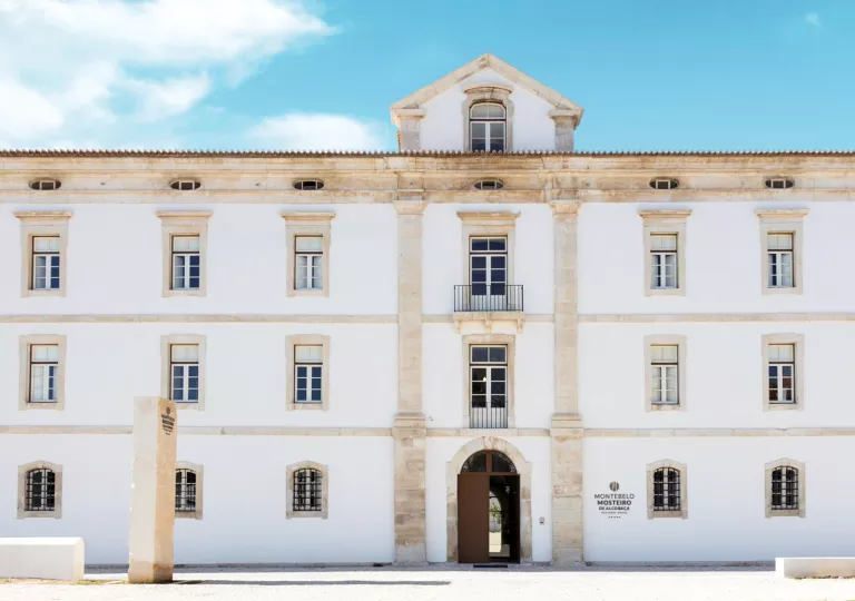 Front of the hotel Montebelo Mosteiro Alcobaca