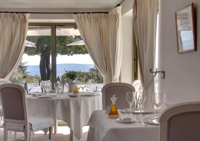 dining room with view of hotel grounds