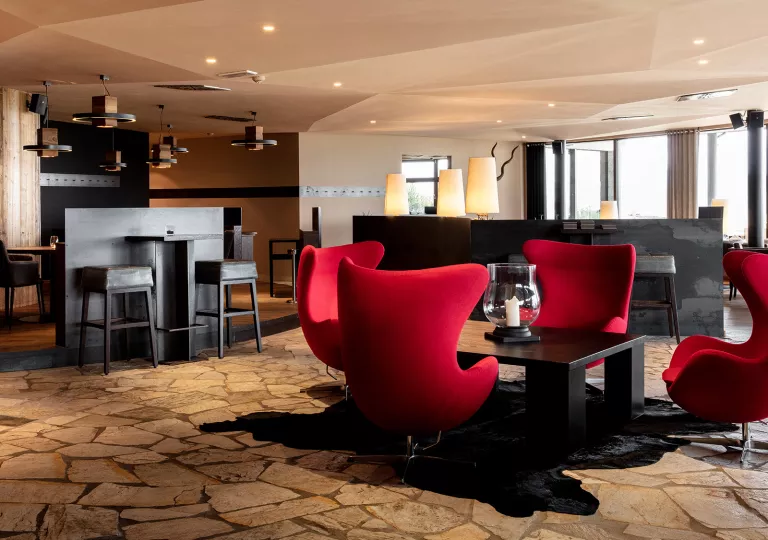 Hotel Lounge