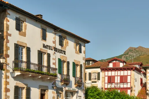 Hotel Arraya exterior